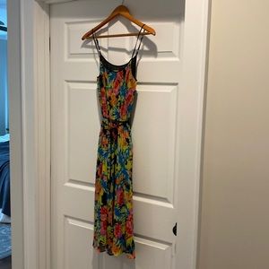 Floaty botanical sundress for summer date night